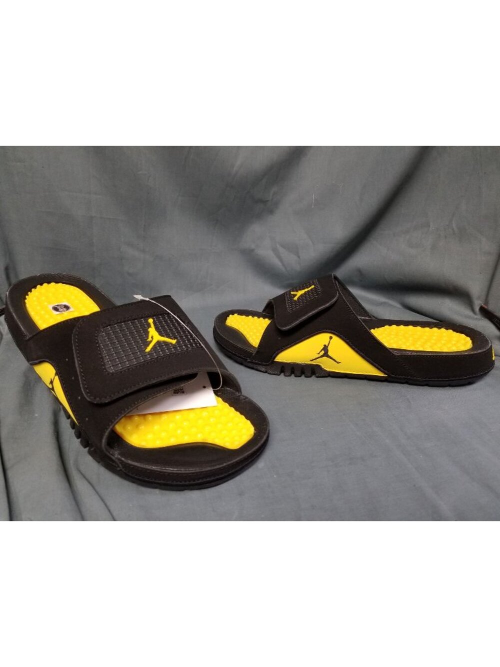 Jordan Hydro IV Retro Sandals Thunder 532225 017 Mens Size 9 NEW w/TAGS!